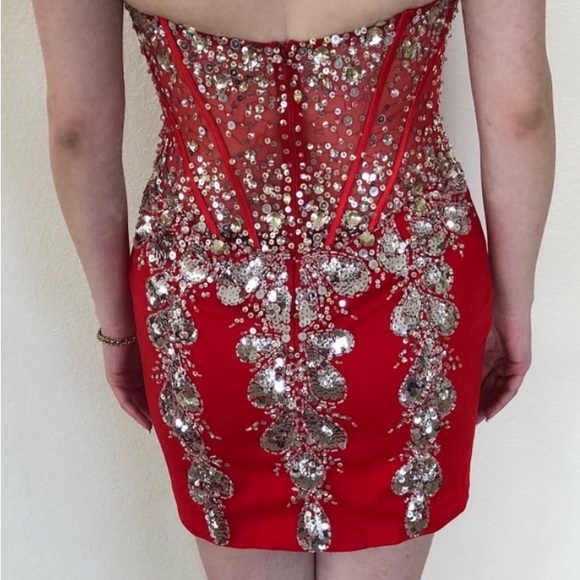 Jovani size 8 red beaded dress euc - Picture 2 of 5